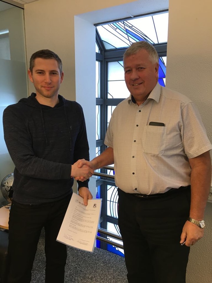 HS veitur einn af stóru styrktaraðilum okkar