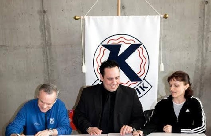 Dmitry og Natalie framlengja.